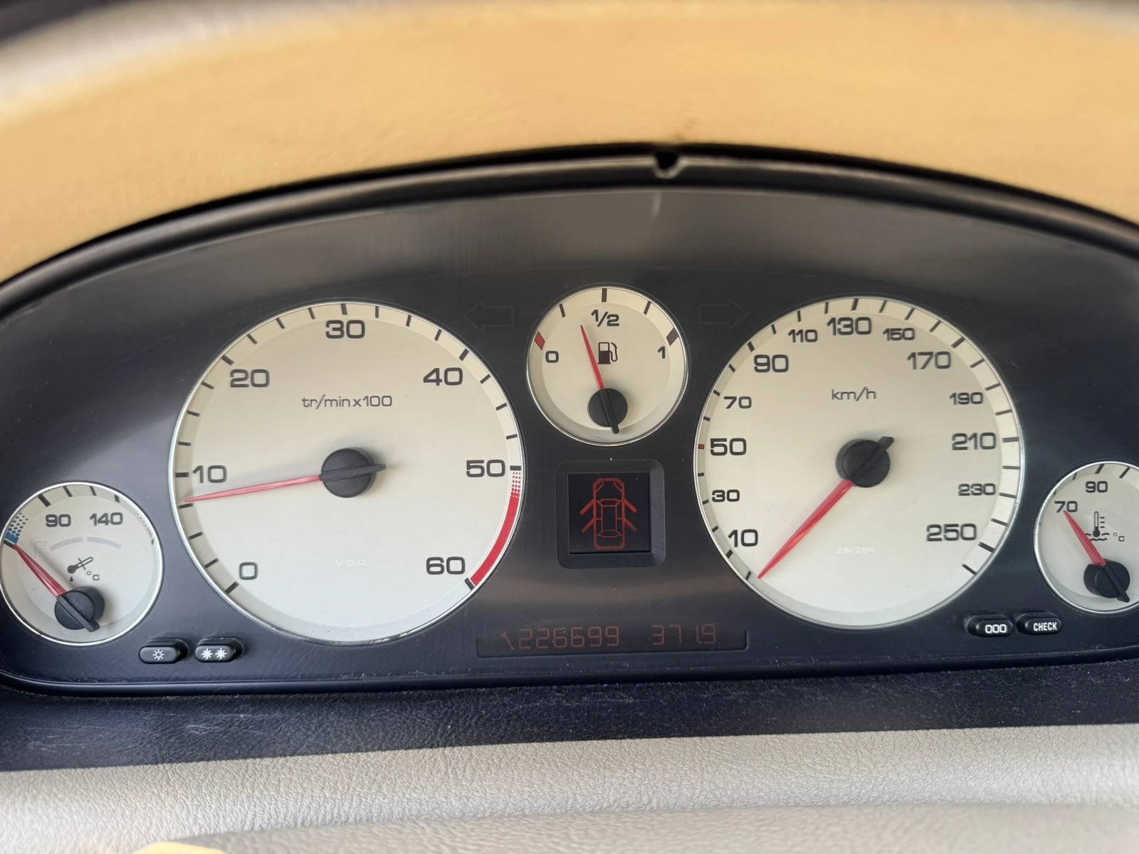 Peugeot 607 2.2HDI | Mobile.bg   16