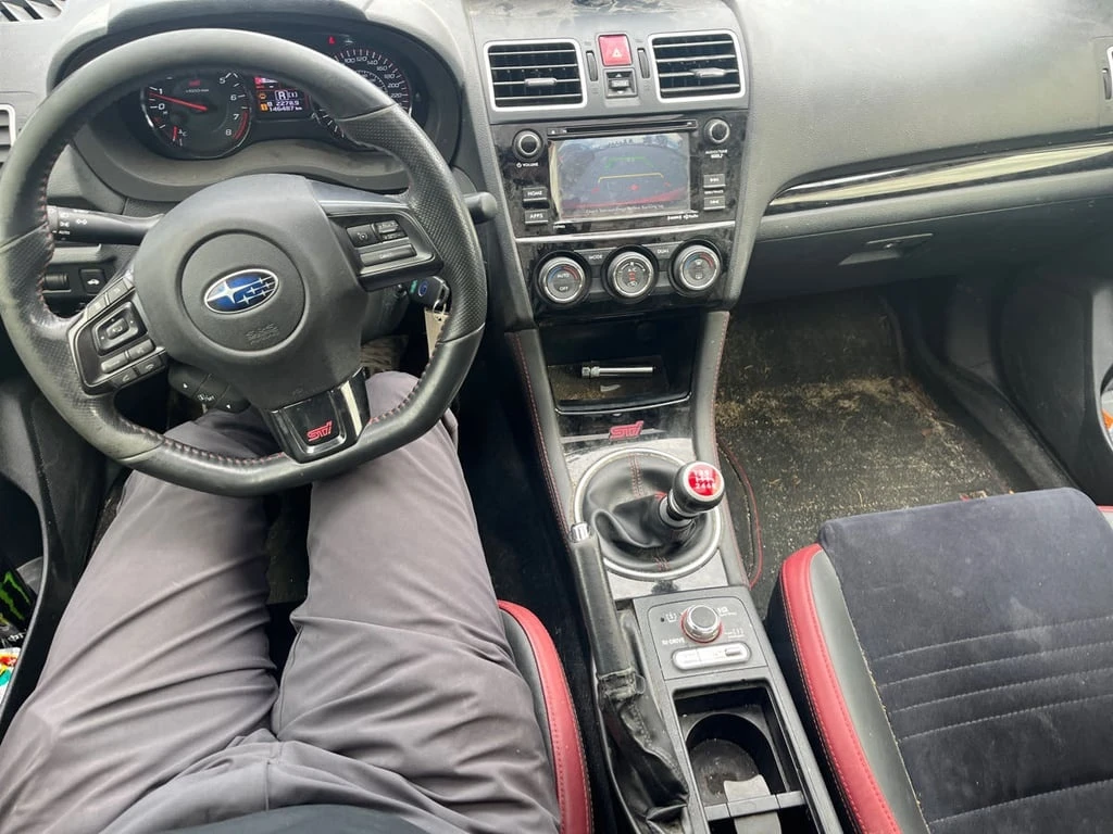 Subaru WRX * STI Sport * CARFAX * БЕЗ ПЪРВОНАЧАЛНА ВНОСКА - изображение 9