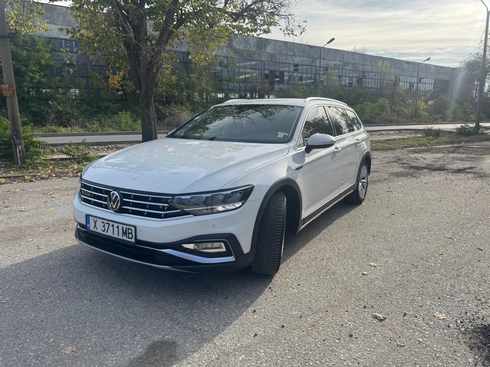 VW Passat B8.5 ALLTRACK 4x4 DISTRONIC FULL LED  | Mobile.bg   1