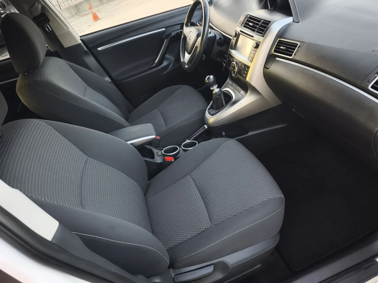 Toyota Verso 1.6i 132kc EVRO 6B FULL SERVICE IN TOYOTA  | Mobile.bg   9