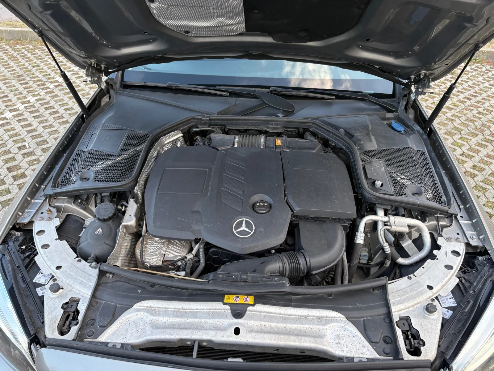 Mercedes-Benz C 200, снимка 7 - Автомобили и джипове - 54007802