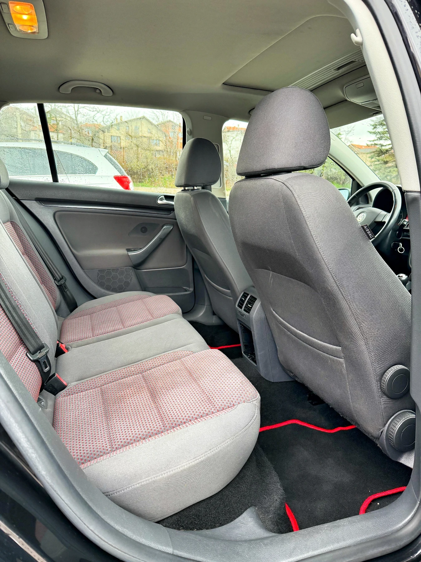 VW Golf 2.0TDI GT, снимка 11 - Автомобили и джипове - 54009800