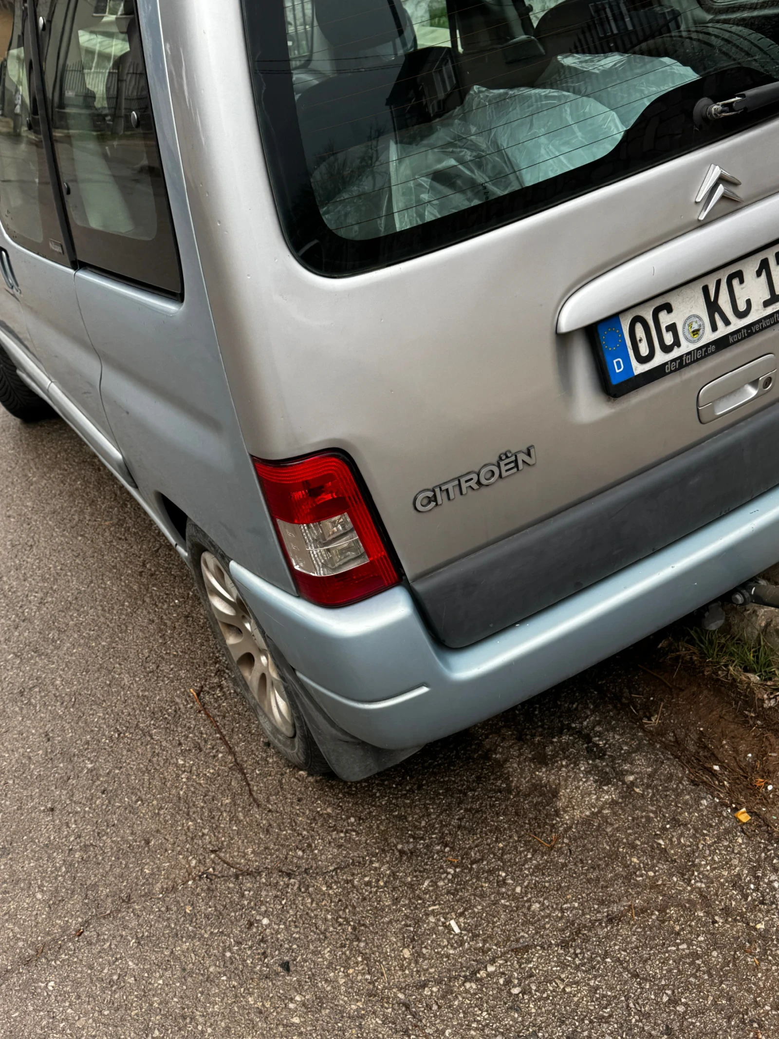 Citroen Berlingo Multispace 1, 6 HDI, снимка 3 - Автомобили и джипове - 54086606