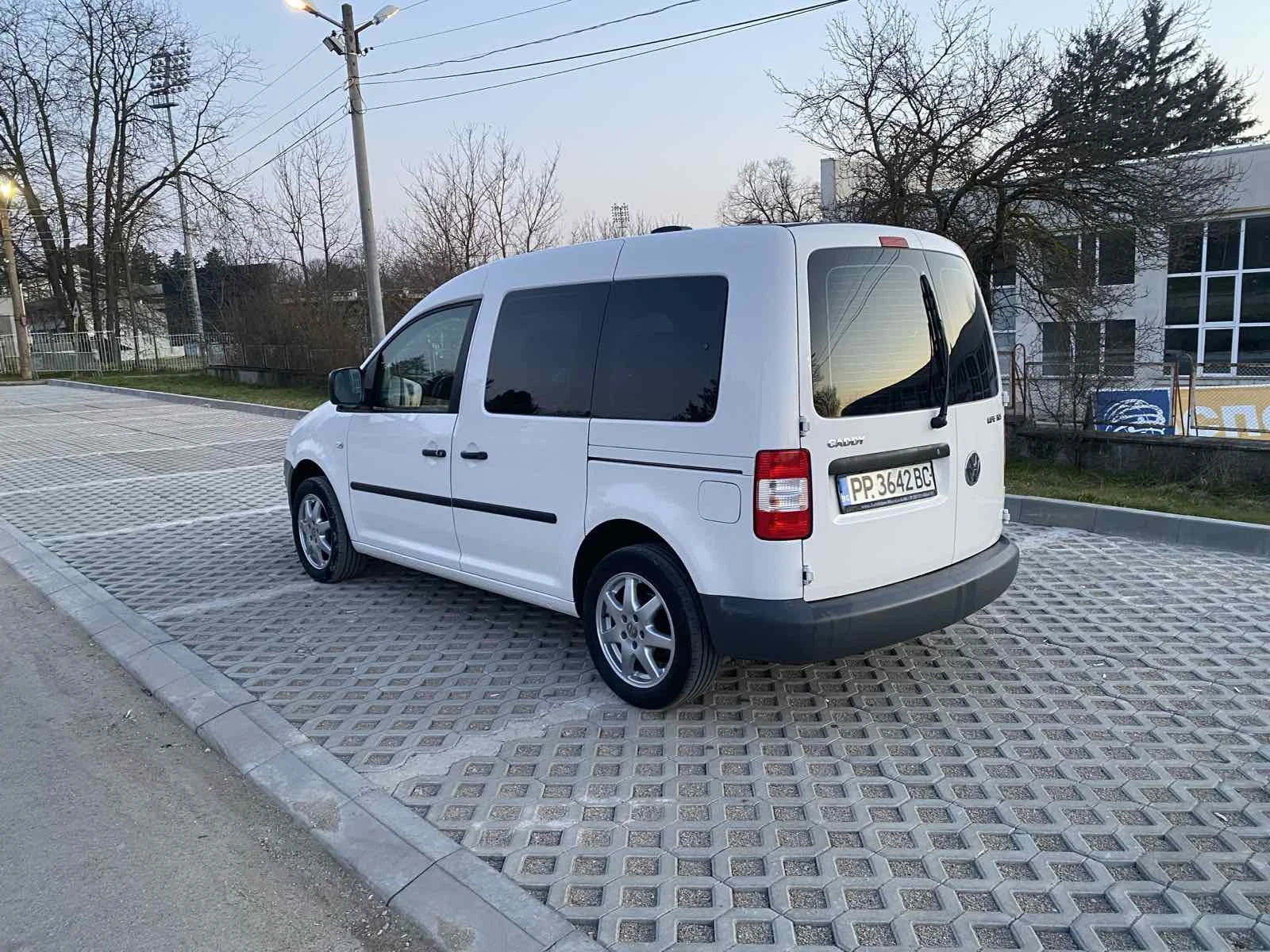 VW Caddy, снимка 2 - Автомобили и джипове - 54122041
