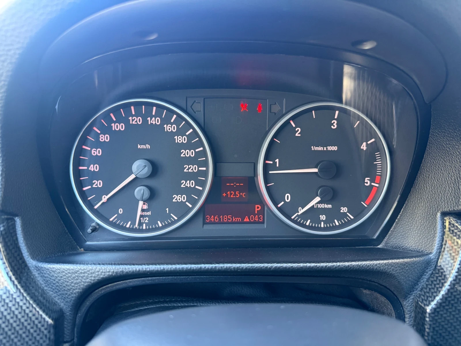 BMW 320, снимка 12 - Автомобили и джипове - 54135749