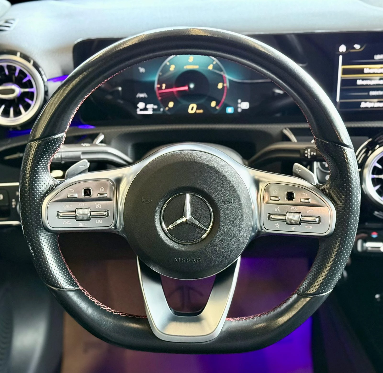 Mercedes-Benz A 200 AMG* Подгрев* Лизинг , снимка 10 - Автомобили и джипове - 54156469