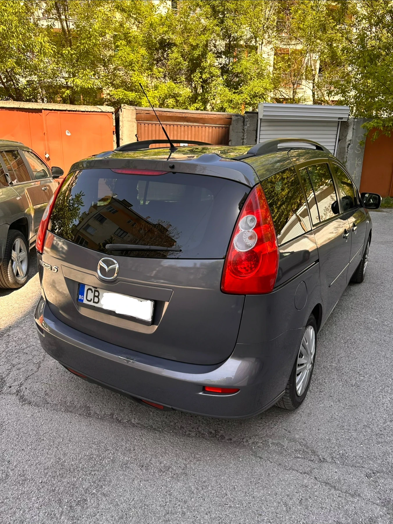 Mazda 5 2.0 diesel, снимка 7 - Автомобили и джипове - 54424395