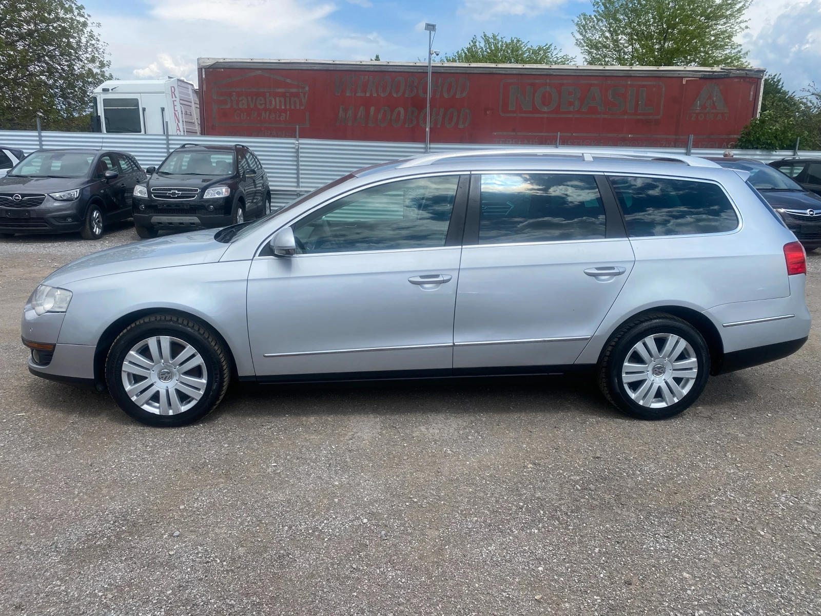 VW Passat 2.0TDI HighLine, снимка 2 - Автомобили и джипове - 54565946