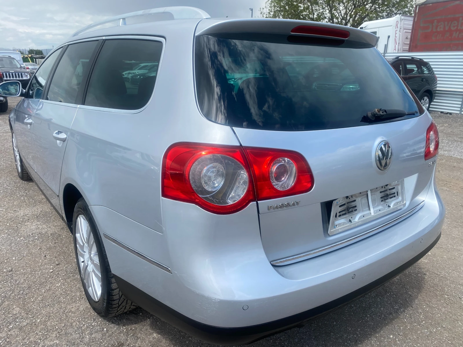 VW Passat 2.0TDI HighLine, снимка 3 - Автомобили и джипове - 54565946