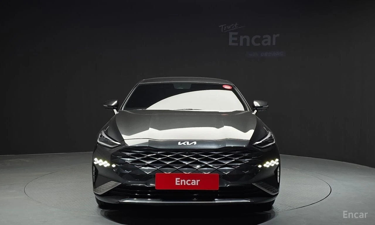 Kia K8 HYBRID* NOBLES* ОДУХВ* 360* HEAD UP* ПАНО, снимка 3 - Автомобили и джипове - 54644580