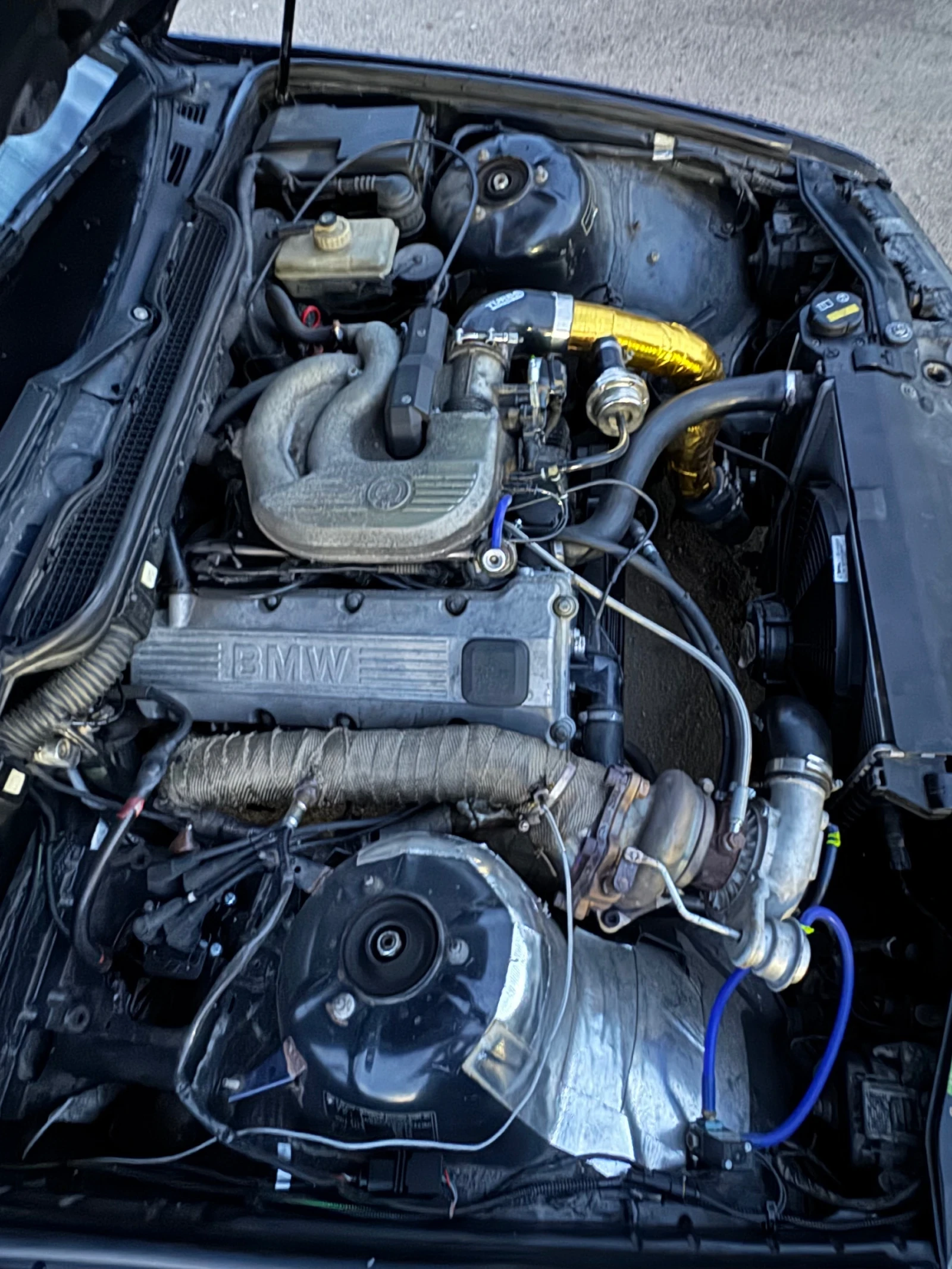 BMW 318 Touring, снимка 4 - Автомобили и джипове - 54743399