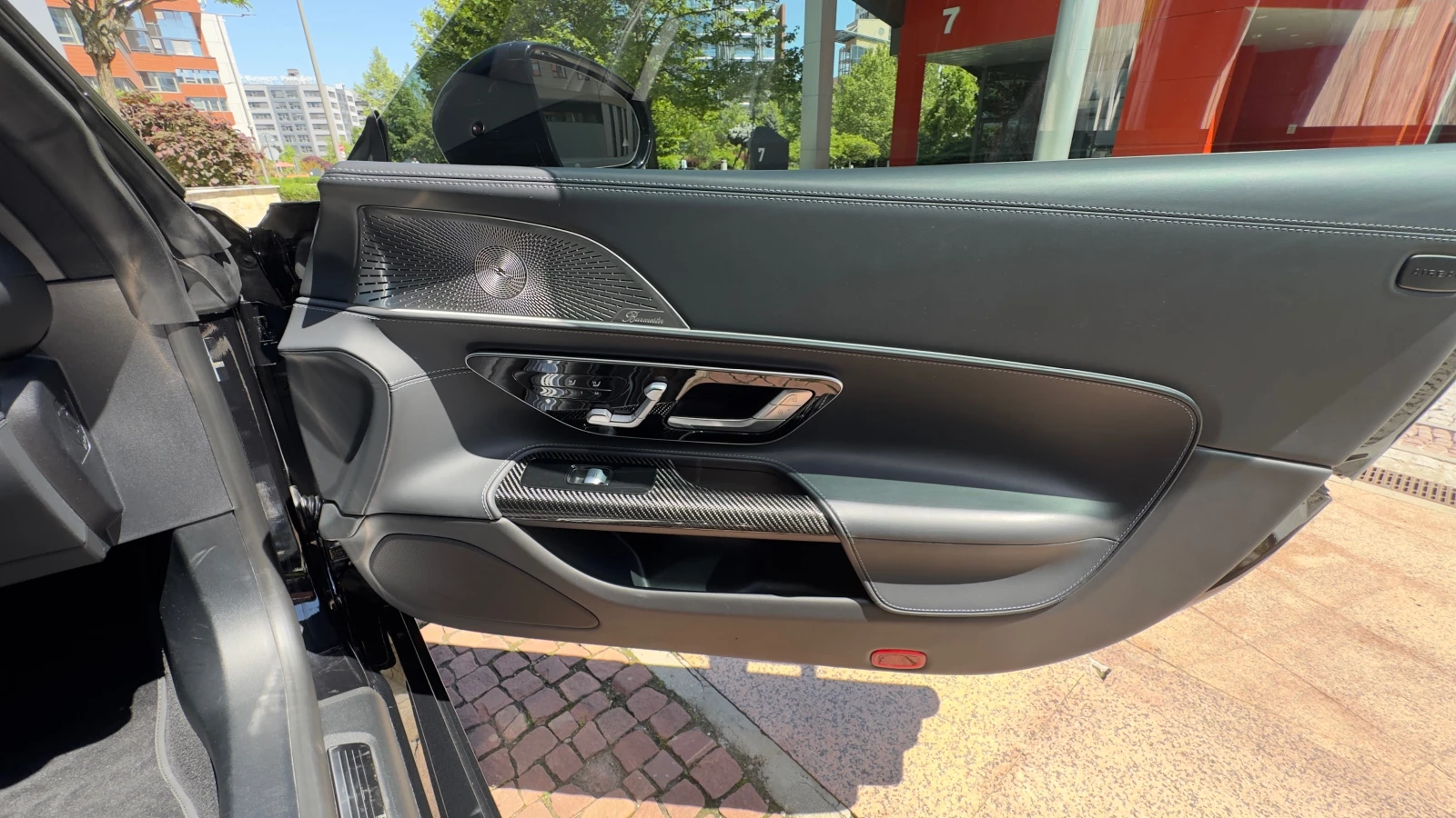 Mercedes-Benz SL 63 AMG, снимка 9 - Автомобили и джипове - 54900153