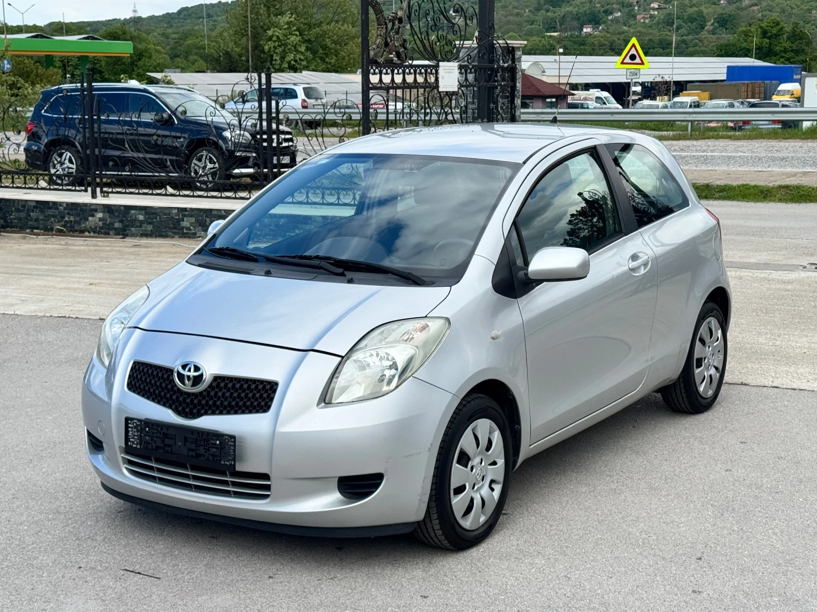 Toyota Yaris 1.0VVT-I ИТАЛИЯ