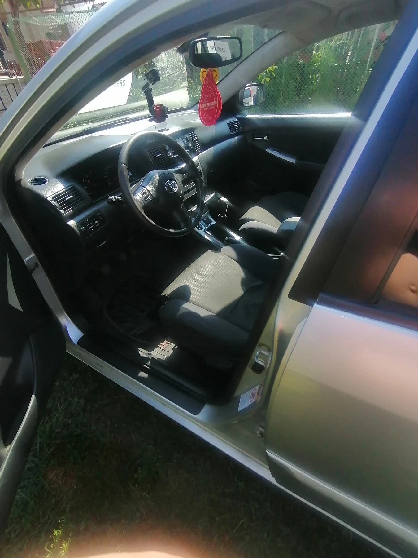 Toyota Corolla | Mobile.bg � ����������� 10