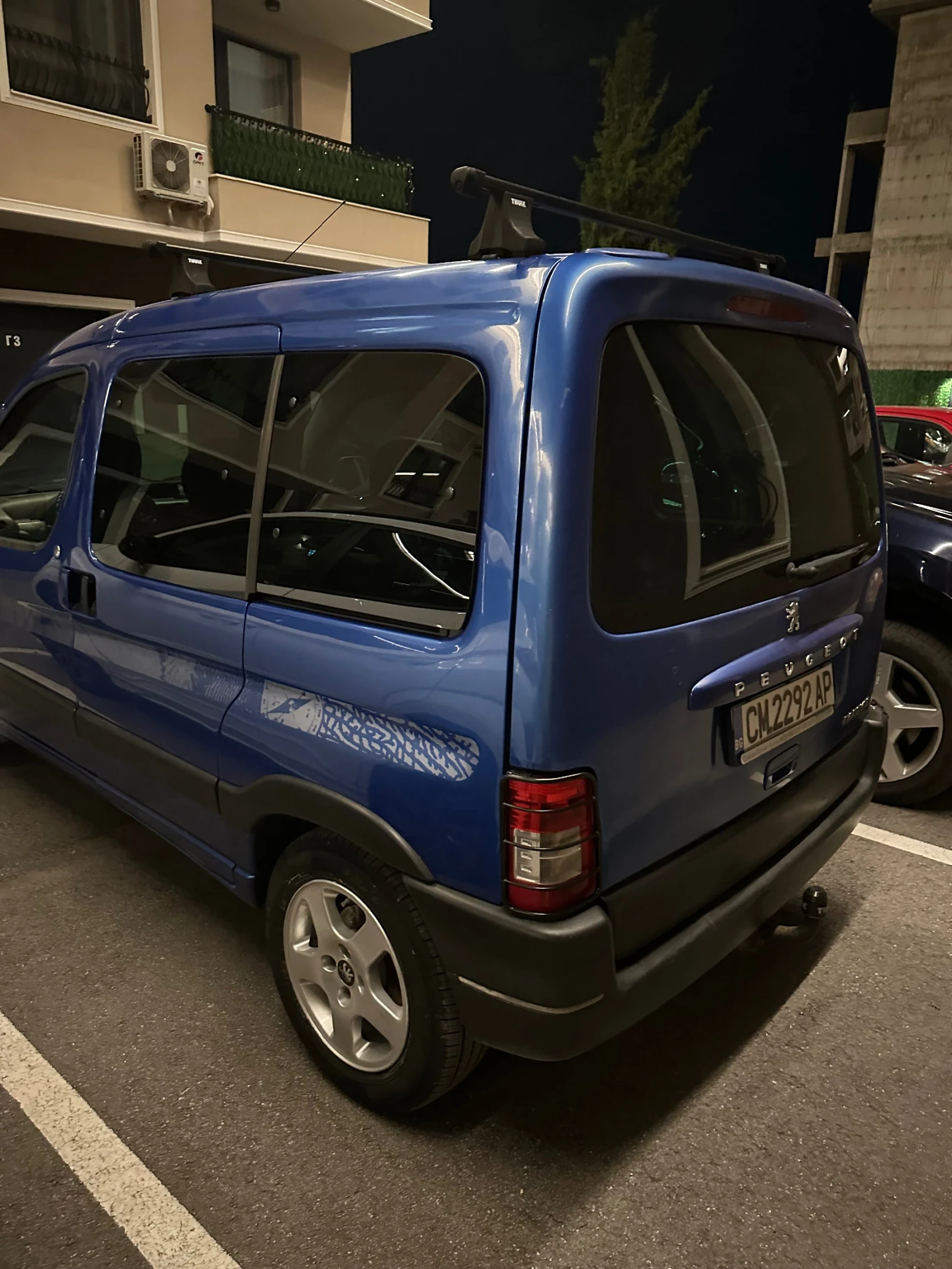 Peugeot Partner 2.0HDI, снимка 4 - Автомобили и джипове - 55382441