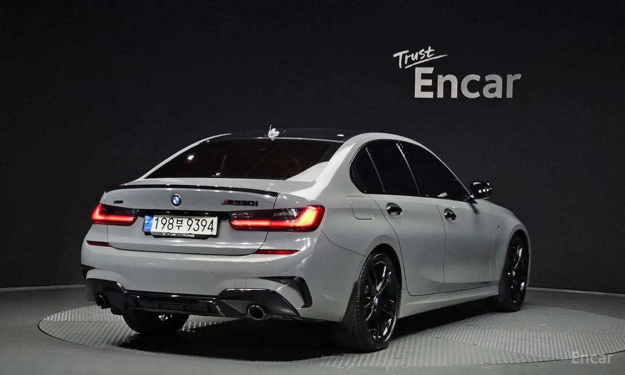 BMW 330 M-sport FULL, снимка 2 - Автомобили и джипове - 55926583