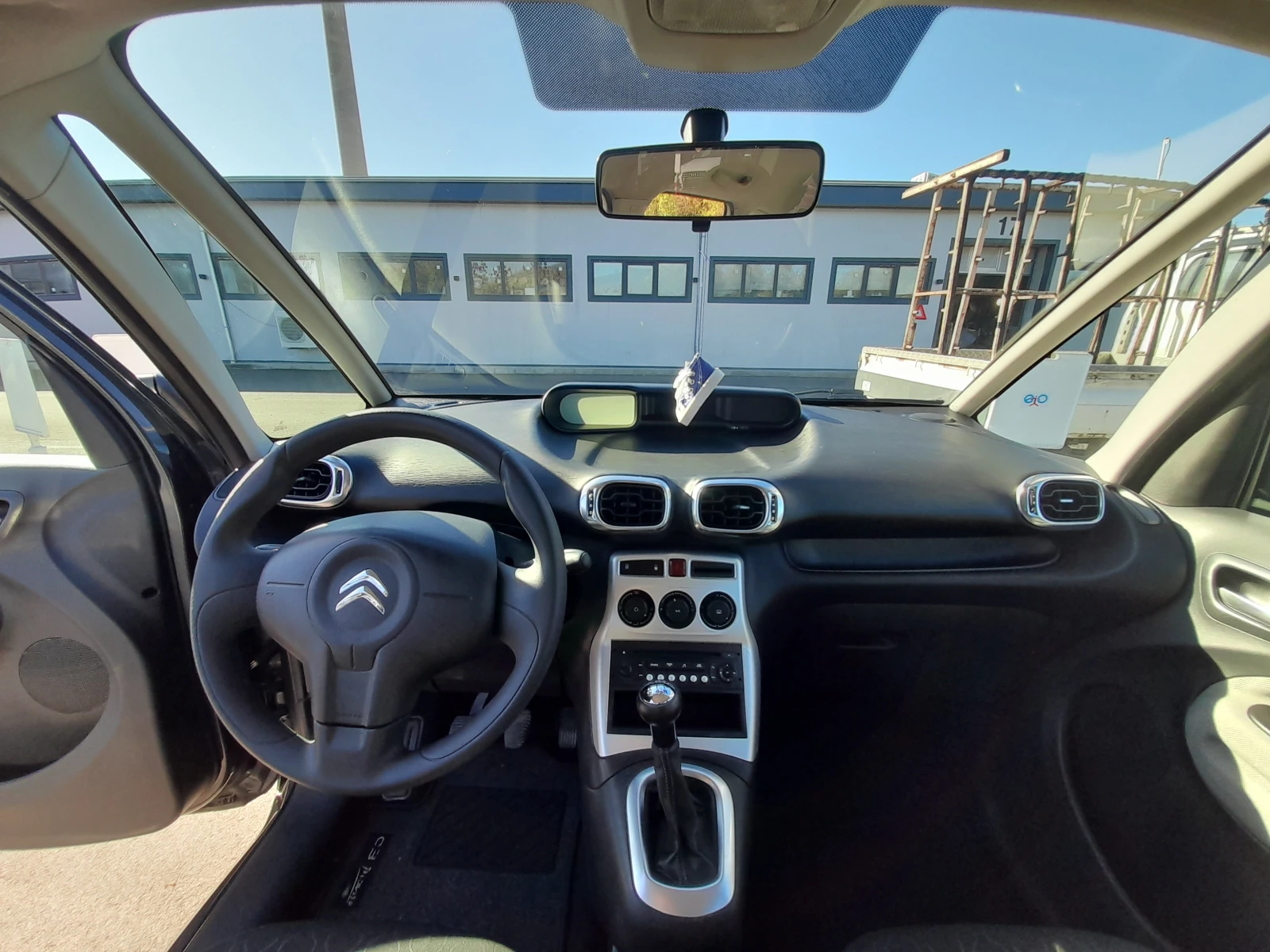 Citroen C3 Picasso, снимка 5 - Автомобили и джипове - 56653931