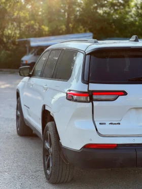 Обява за продажба на Jeep Grand cherokee Long 6места ~76 969 лв. - изображение 1