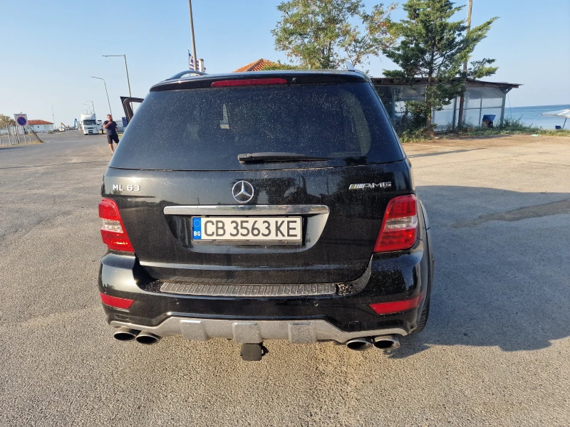 Mercedes-Benz ML 63 AMG, снимка 12 - Автомобили и джипове - 47444239