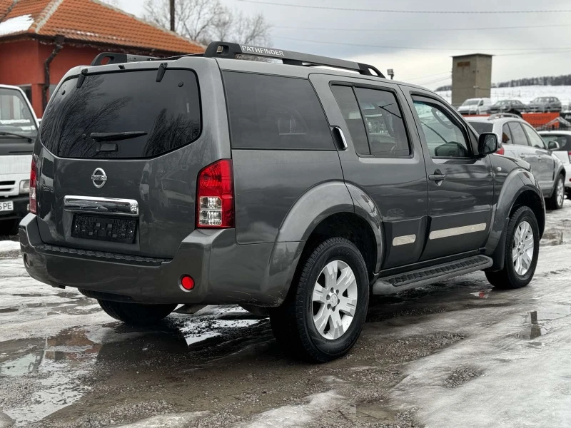 Nissan Pathfinder 2.5DCI, снимка 4 - Автомобили и джипове - 48603035