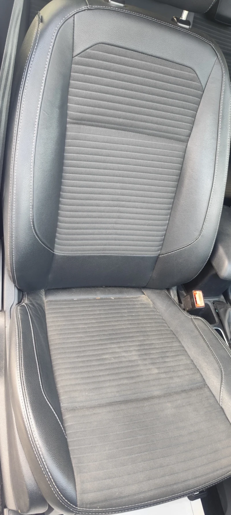 Ford EcoSport 1.5TDCi TITANIUM, снимка 11 - Автомобили и джипове - 52514158