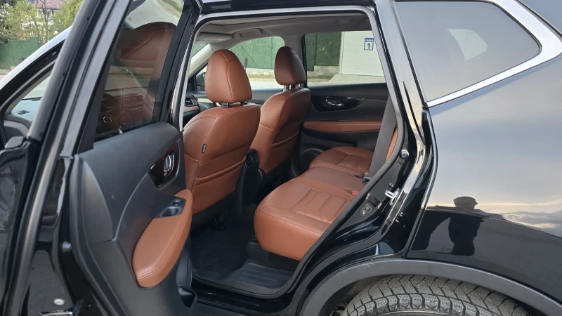 Nissan Rogue SL Awd Platinum, снимка 8 - Автомобили и джипове - 52521592