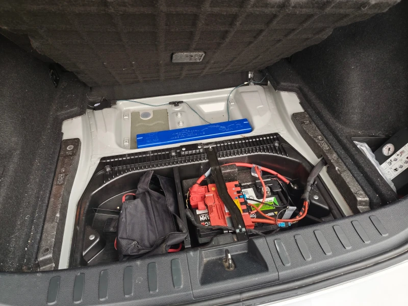 BMW X1 xDrive20d 177 k.c. NAVI, снимка 11 - Автомобили и джипове - 52679811