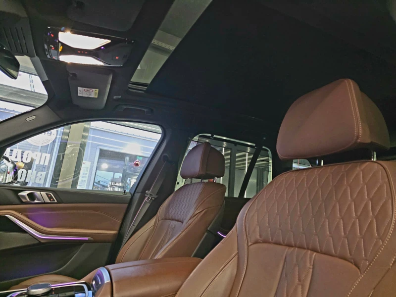 BMW X5 40D* M-пакет* ГАРАНЦИЯ* PANO* SOFT CLOSE* Лизинг, снимка 7 - Автомобили и джипове - 53142788