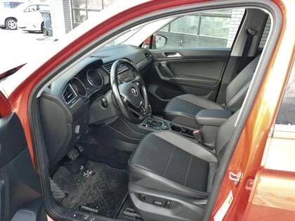 VW Tiguan TSI 4MOTION, снимка 8 - Автомобили и джипове - 53032361