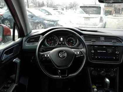 VW Tiguan TSI 4MOTION, снимка 10 - Автомобили и джипове - 53032361