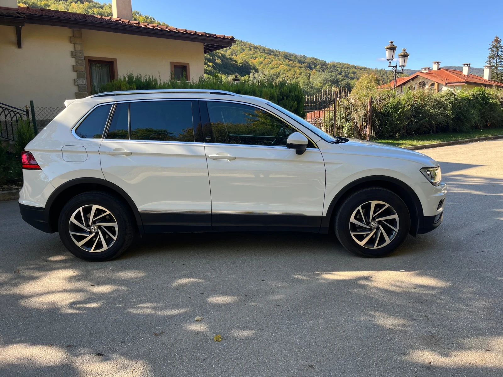 VW Tiguan 2.0 Diesel 4x4 - изображение 2