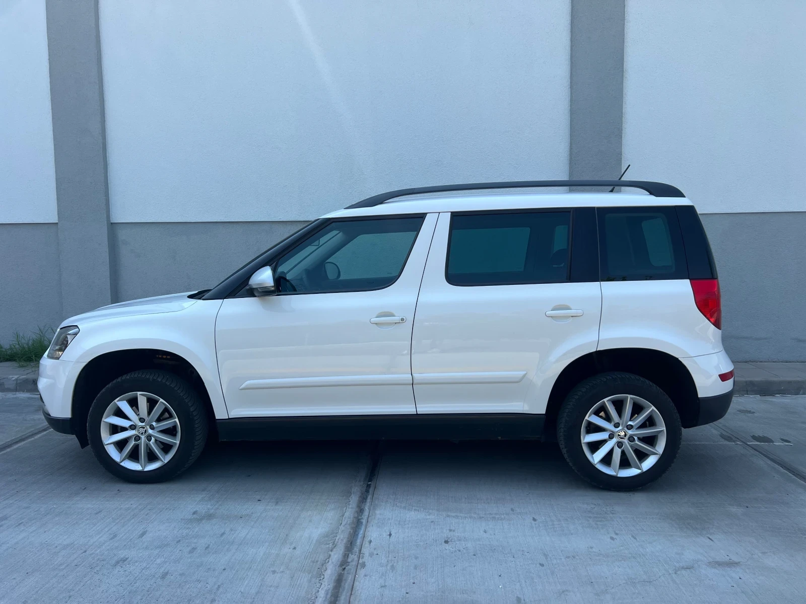 Skoda Yeti 2.0TDI* 4x4* Top !!!*  - изображение 3