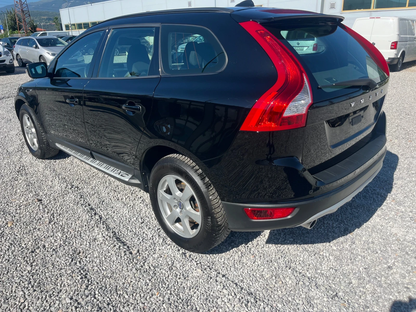 Volvo XC60 2.4D4-164k.c. 4WD. Нова!!!! - изображение 4