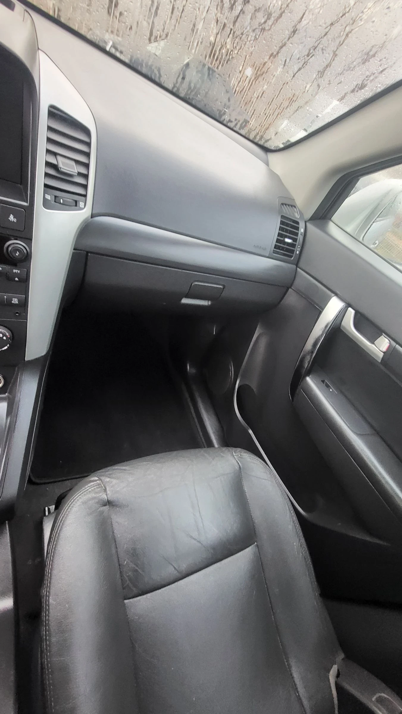 Chevrolet Captiva Chevrolet Captiva 2.4 benzin , снимка 16 - Автомобили и джипове - 53894015