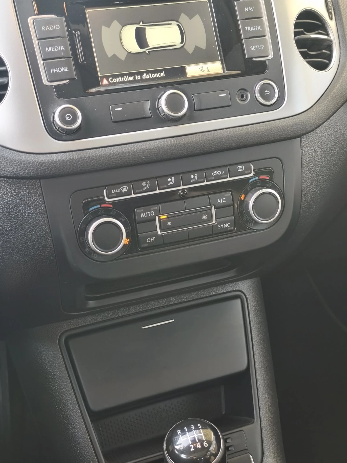 VW Tiguan 2.0 TDI 140 к.с. CUP Ръчна, снимка 9 - Автомобили и джипове - 53989905