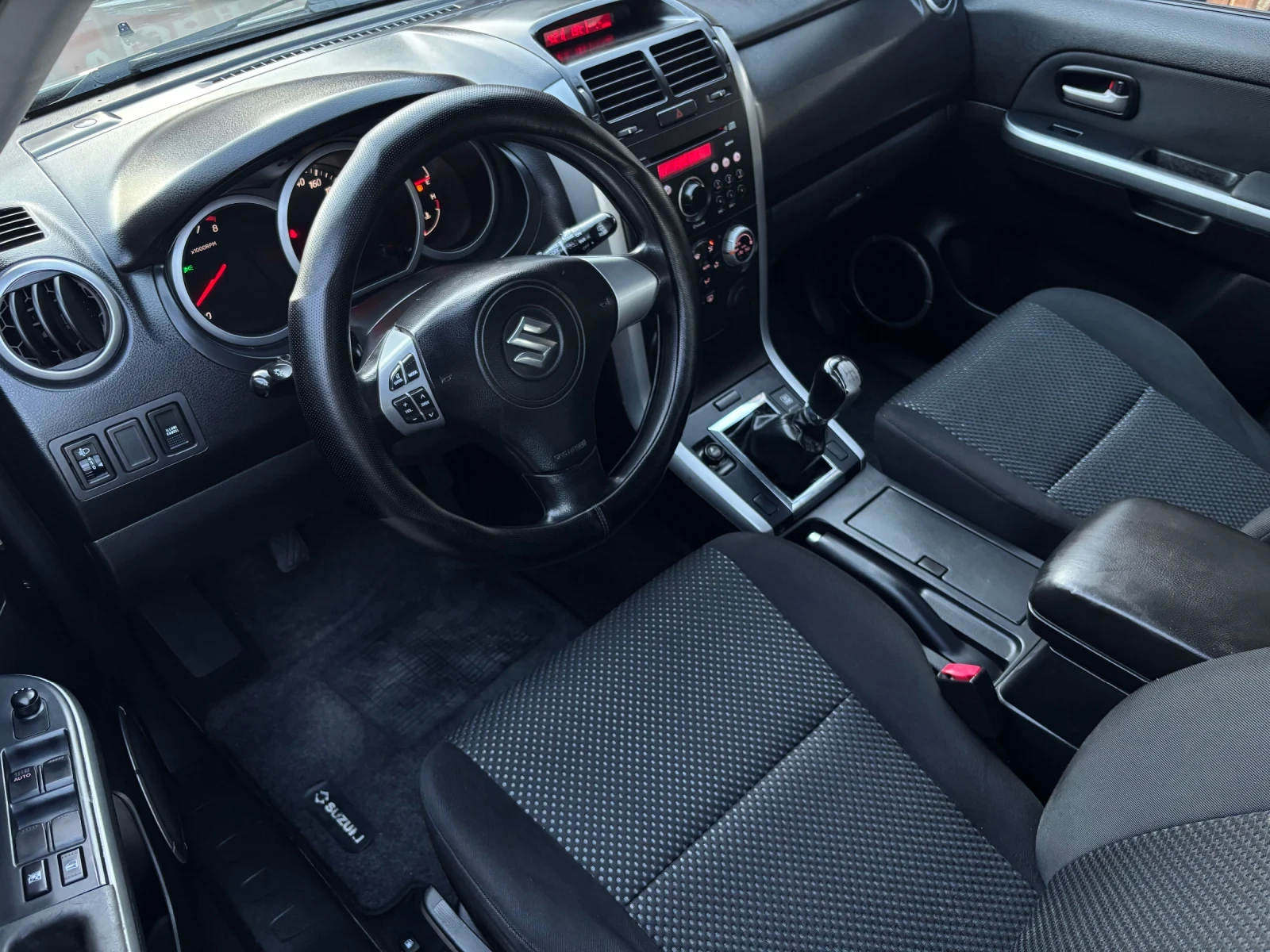 Suzuki Grand vitara 2.0 i A/C | Mobile.bg � ����������� 10