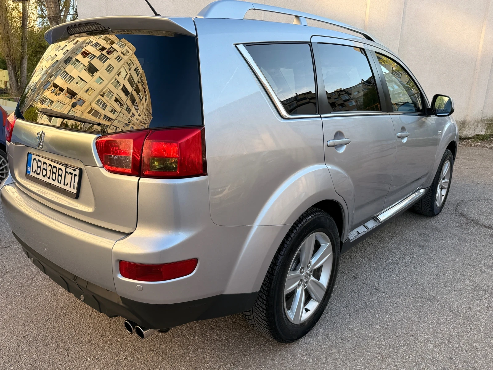 Peugeot 4007 Дизел, снимка 12 - Автомобили и джипове - 54318191