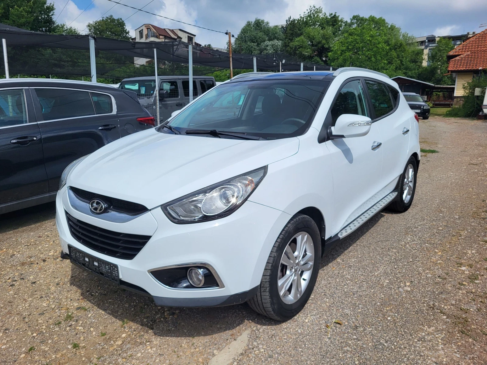 Hyundai IX35 1.7 CRDI / NAVY/KEYLESS/ПАНОРАМА , снимка 3 - Автомобили и джипове - 55142434
