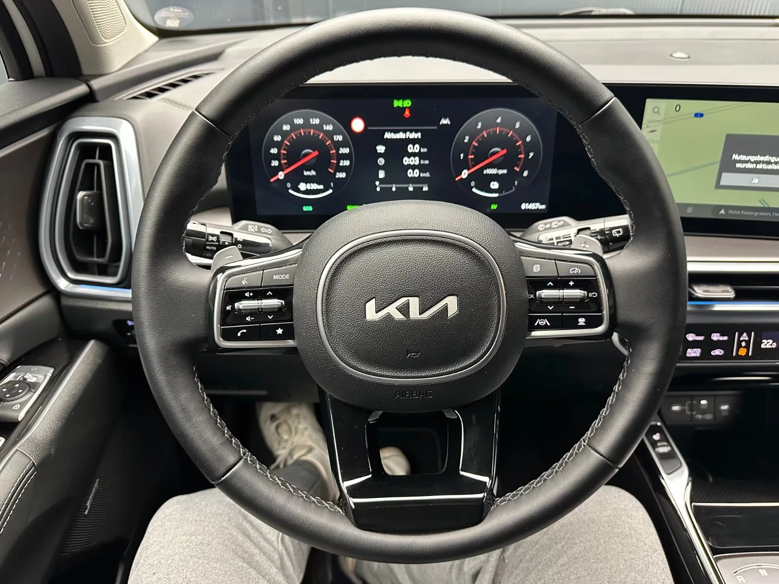 Kia Sorento PHEV/265HP/SPIRIT/7S/4WD/PANO/360/BOSE/MEMO/507q, снимка 9 - Автомобили и джипове - 55351124