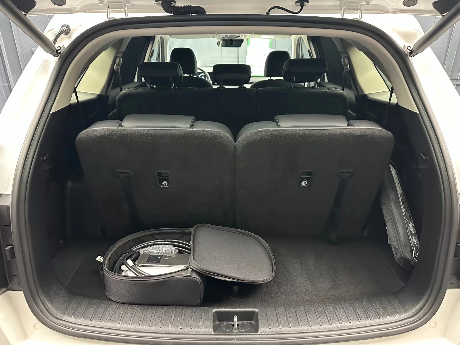 Kia Sorento PHEV/265HP/SPIRIT/7S/4WD/PANO/360/BOSE/MEMO/507q, снимка 15 - Автомобили и джипове - 55351124