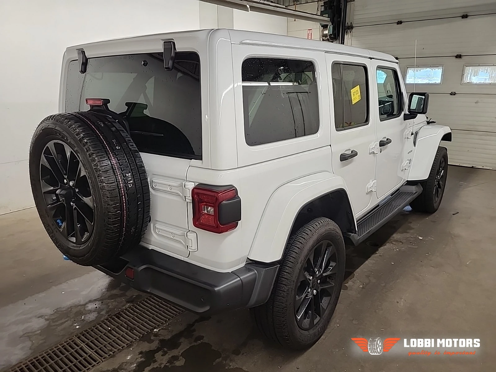 Jeep Wrangler, снимка 3 - Автомобили и джипове - 56098730