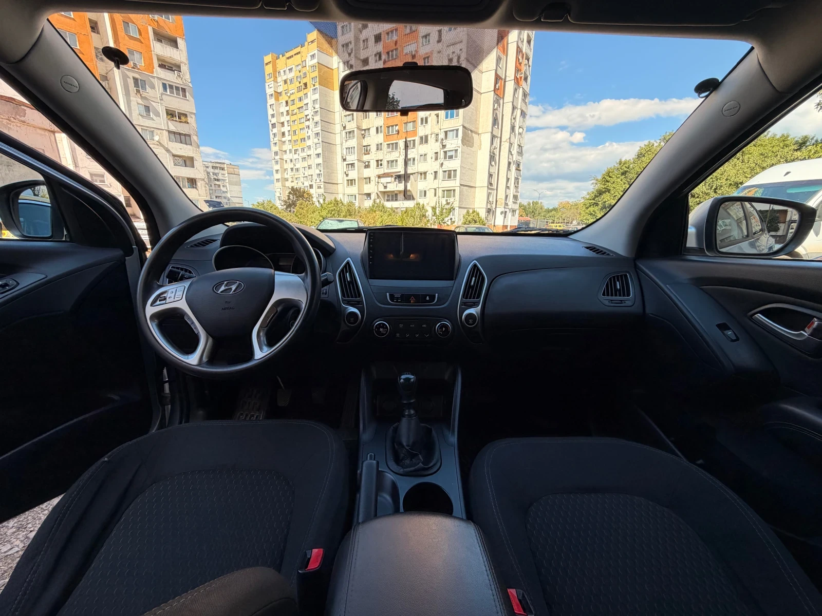 Hyundai Tucson 1.6, снимка 5 - Автомобили и джипове - 56099165