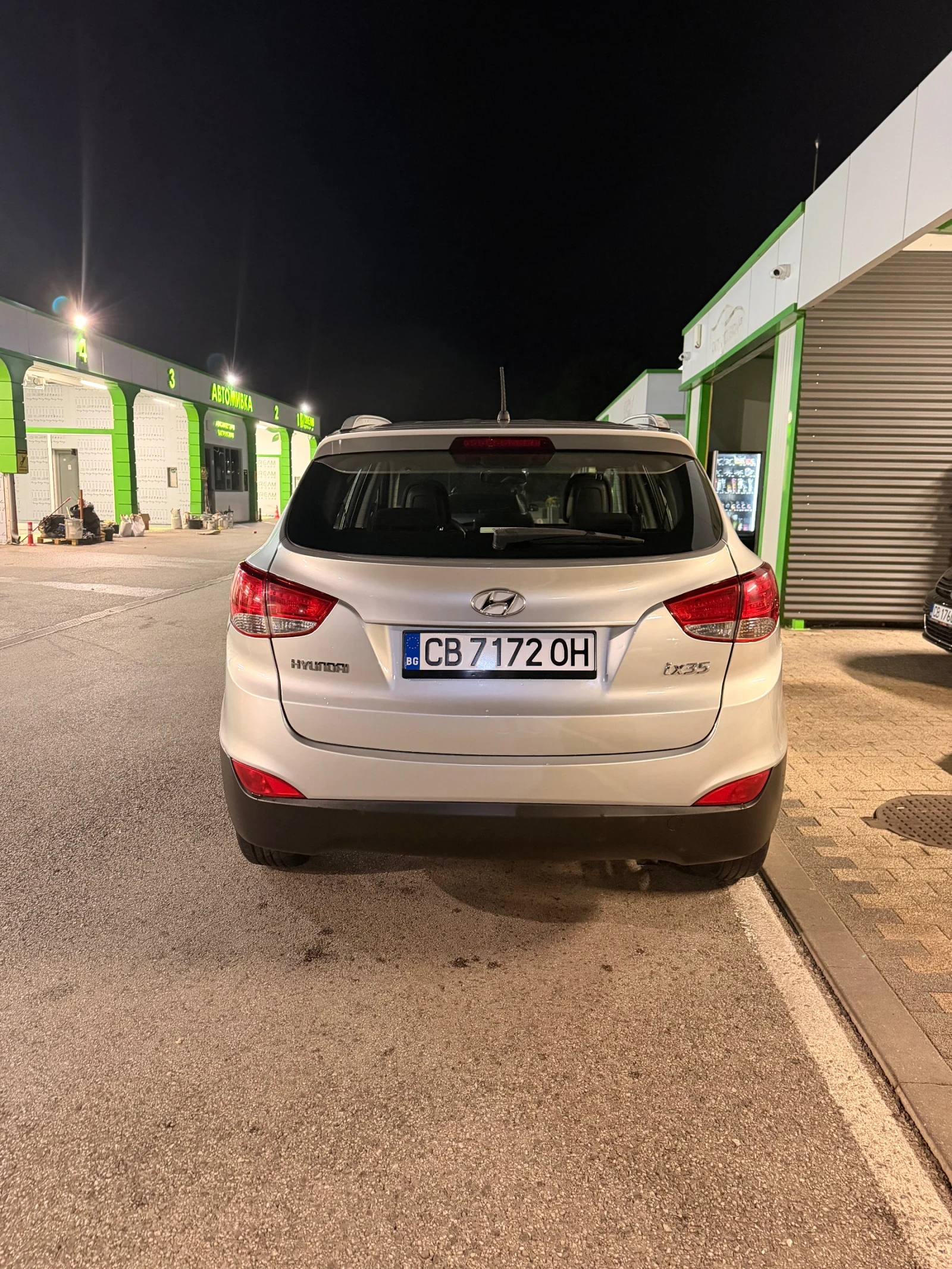 Hyundai Tucson 1.6, снимка 4 - Автомобили и джипове - 56099165