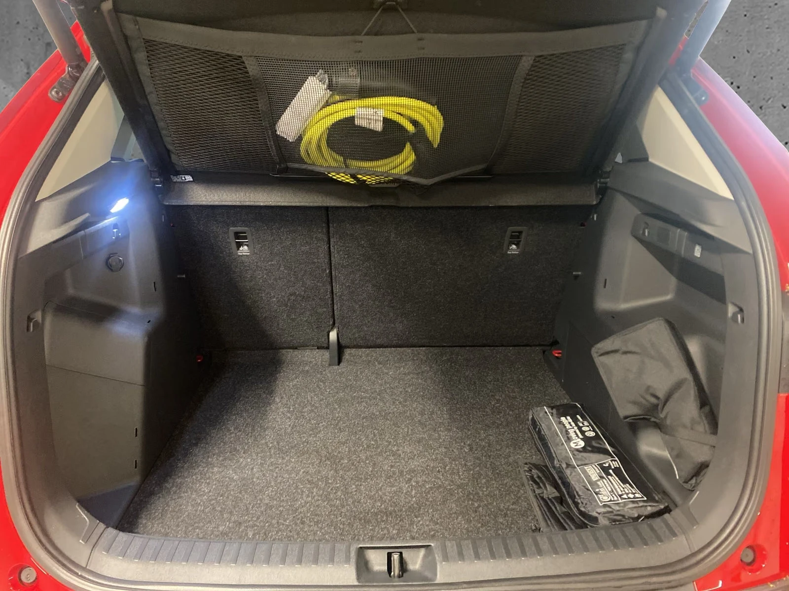 Skoda Elroq TOUR50/170HP/PLUS/MATRIX/CAM/CPLAY/LED/719q | Mobile.bg � ����������� 13