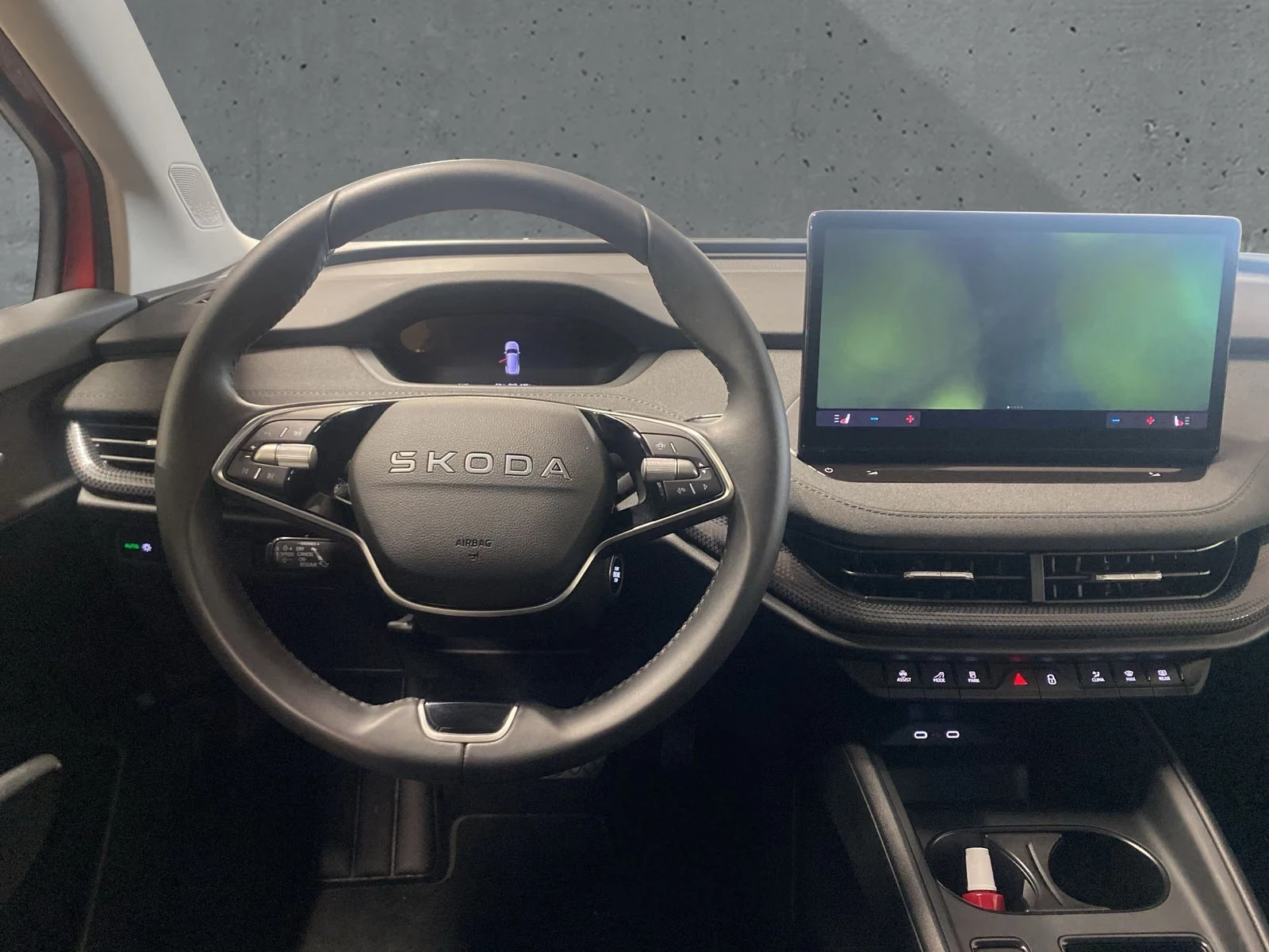 Skoda Elroq TOUR50/170HP/PLUS/MATRIX/CAM/CPLAY/LED/719q | Mobile.bg � ����������� 8