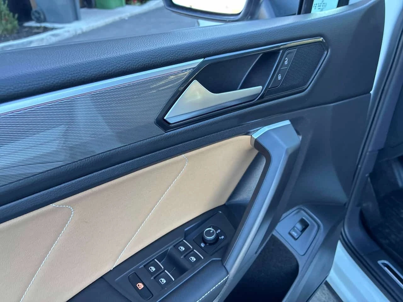 VW Tiguan * Comfortline R Line Black Edition * CARFAX * ���� | Mobile.bg � ����������� 12