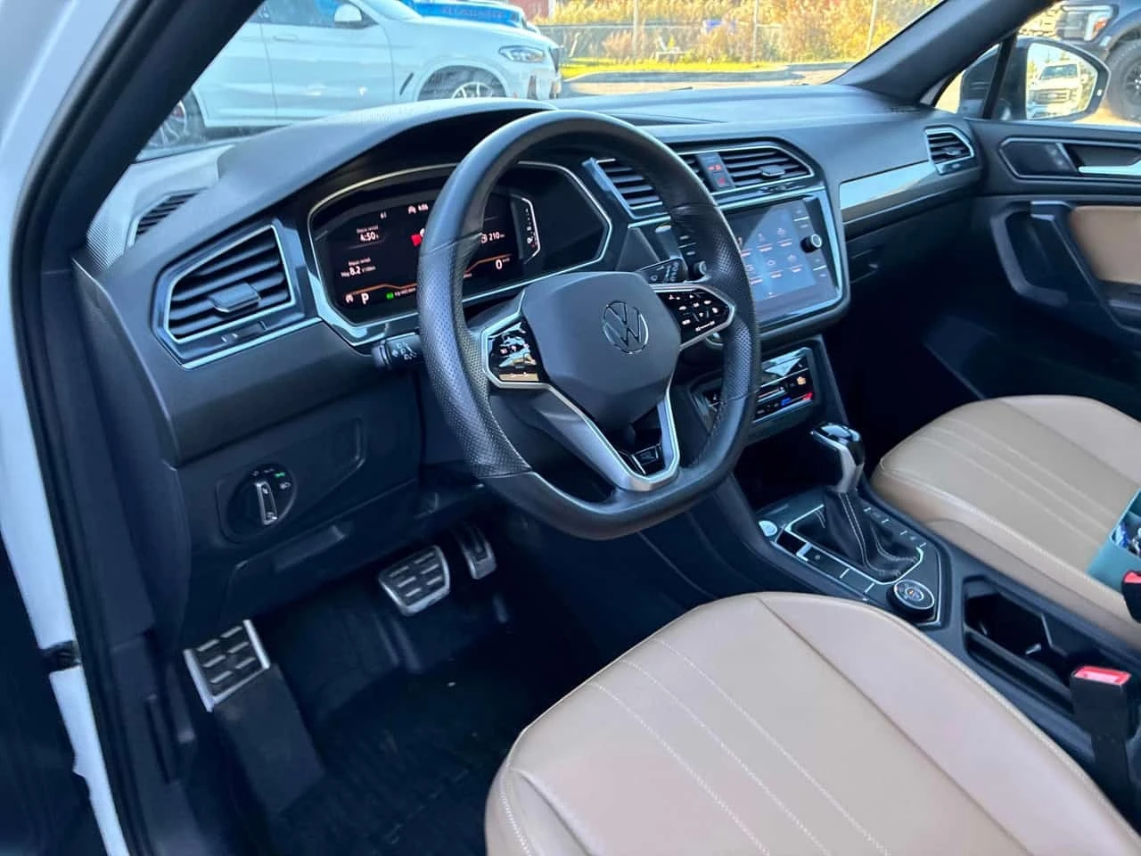 VW Tiguan * Comfortline R Line Black Edition * CARFAX * ���� | Mobile.bg � ����������� 5