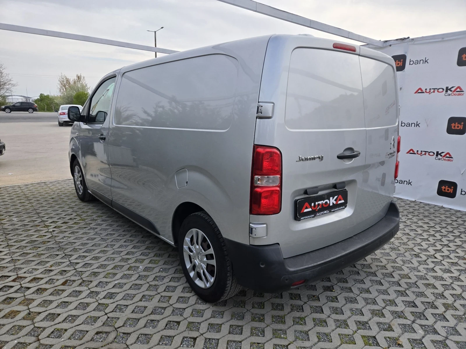 Citroen Jumpy 1.6HDI-116кс= 6ск= BLIND SPOT= CAR PLAY= ПАРКТРОНИ, снимка 5 - Бусове и автобуси - 54221610