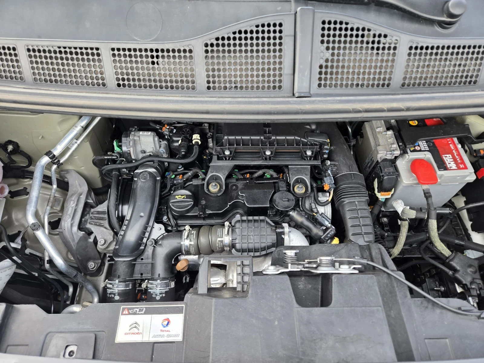 Citroen Jumpy 1.6HDI-116кс= 6ск= BLIND SPOT= CAR PLAY= ПАРКТРОНИ, снимка 13 - Бусове и автобуси - 54221610