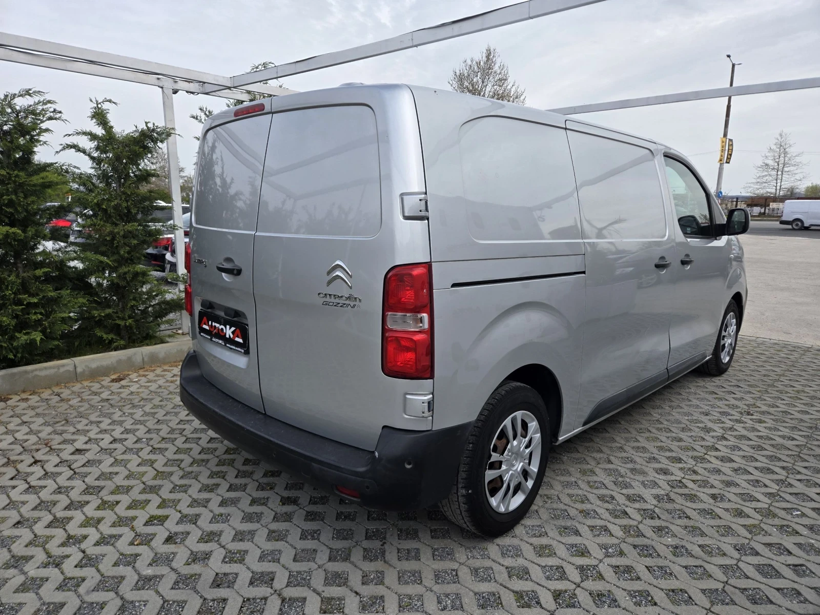 Citroen Jumpy 1.6HDI-116кс= 6ск= BLIND SPOT= CAR PLAY= ПАРКТРОНИ, снимка 3 - Бусове и автобуси - 54221610